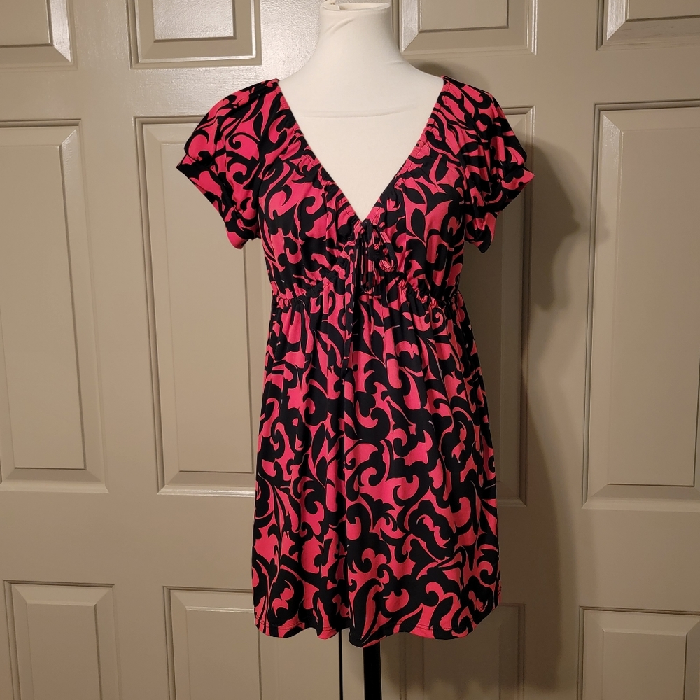 *FINAL PRICE *International Concepts, ladies patterned tunic